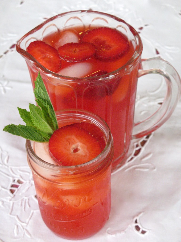 strawberry lemonade