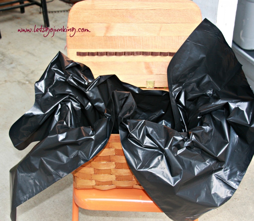 basket with plastic pic wm 1